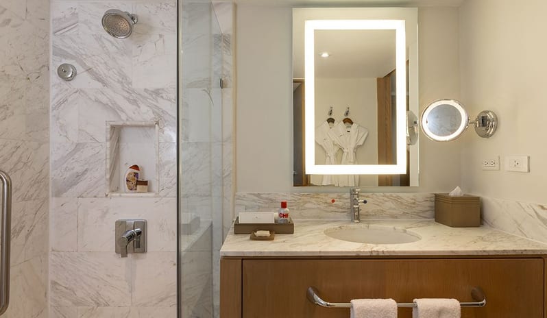 Moon Palace Jamaica - Superior Family Deluxe Twin Beds Washroom